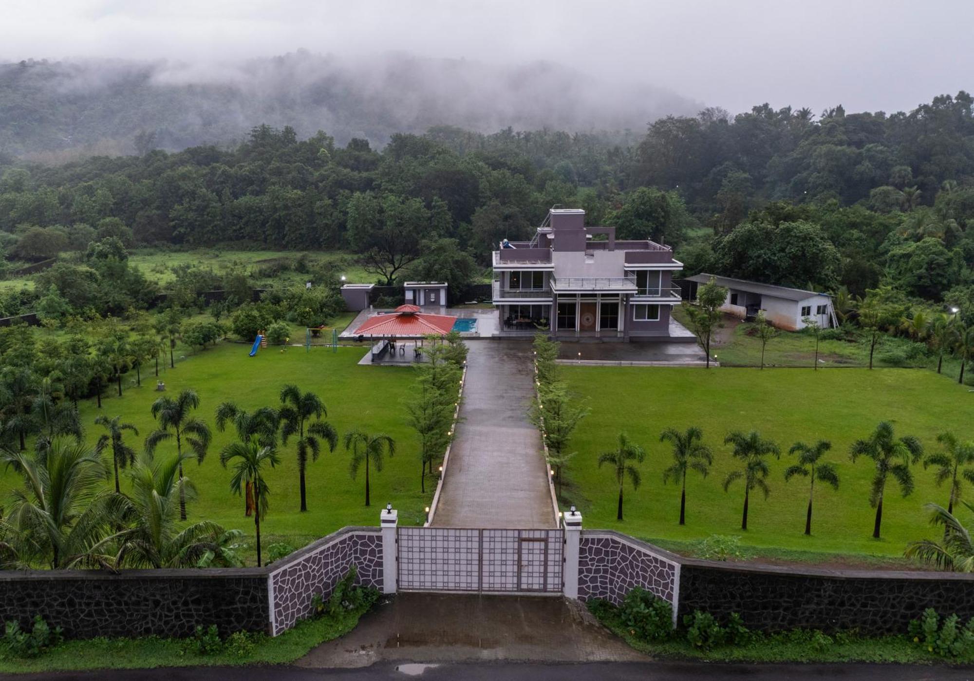 Stayscape Shreeji Farms 4Bhk Karjat Kültér fotó